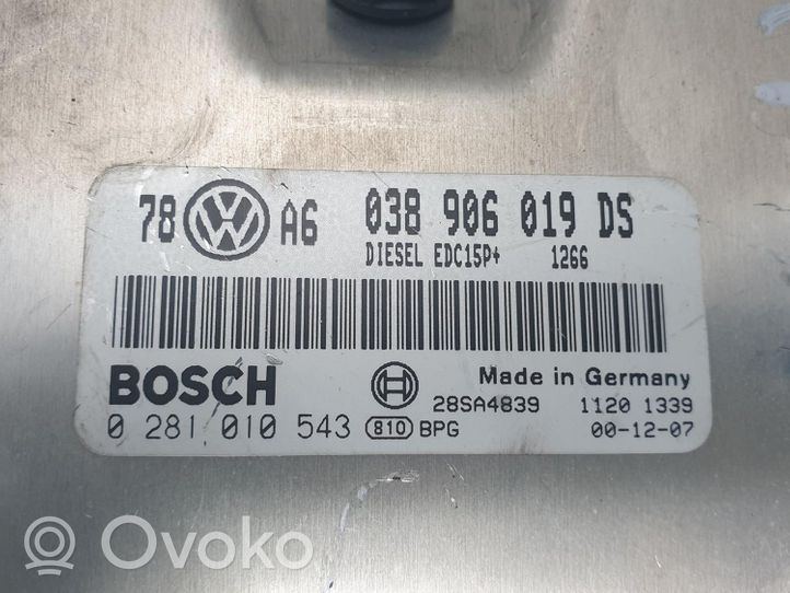 Volkswagen PASSAT B5.5 Centralina/modulo del motore 0281010543