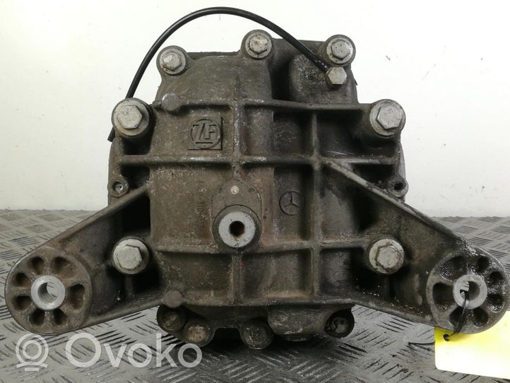 Ford Focus Mechanizm różnicowy tylny / Dyferencjał 4460310013