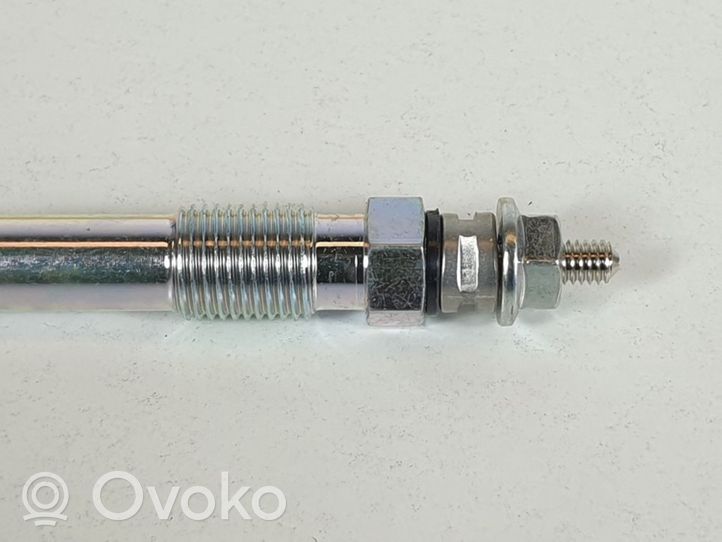 Mercedes-Benz Vaneo W414 Glow plug Y746J