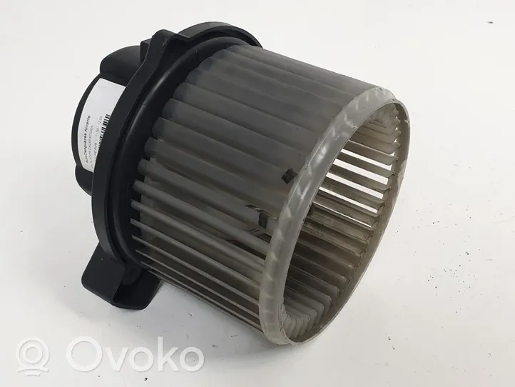 Fiat Qubo Sisälämmityksen ilmastoinnin korin kotelo 0130101113