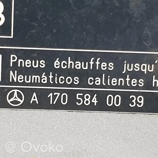 Mercedes-Benz SLK R170 Tappo del serbatoio del carburante A1705840039