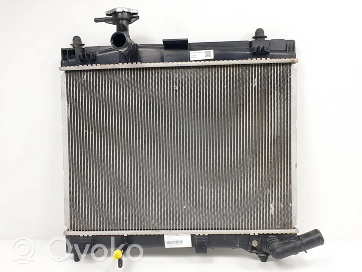 Toyota Yaris Radiador del refrigerante MF4221746373