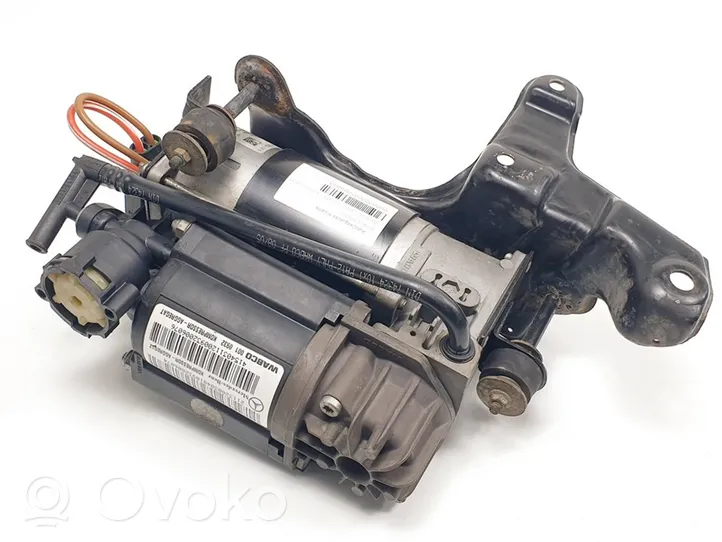 Mercedes-Benz S W220 Compressore sospensioni pneumatiche 2113200304