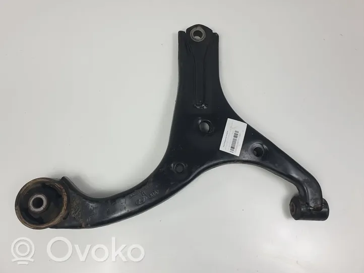 Hyundai Accent Braccio di controllo sospensione anteriore 545011EXXX