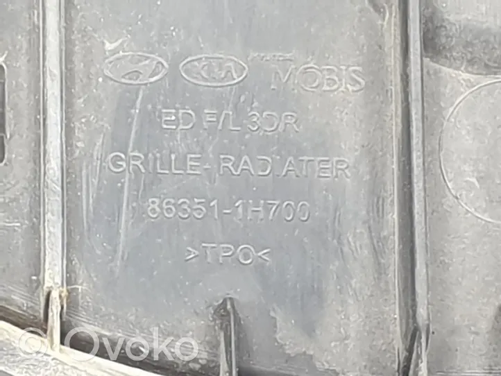 KIA Ceed Priekšējais režģis 863511H700