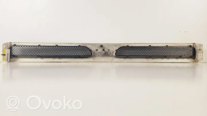 Nissan Trade Grille de calandre avant X001207228