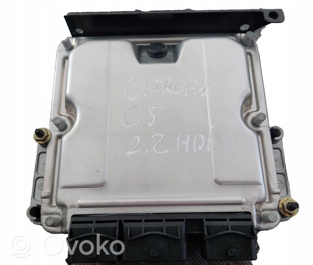 Citroen C5 X Unité de commande, module ECU de moteur 0281010641