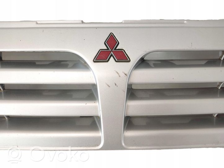 Mitsubishi Space Wagon Atrapa chłodnicy / Grill MR275627