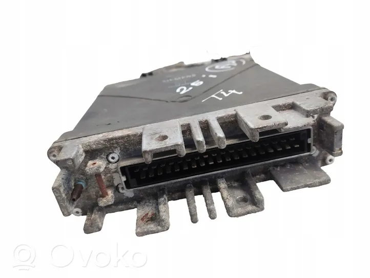 Volkswagen Multivan T4 Komputer / Sterownik ECU silnika 023906022H