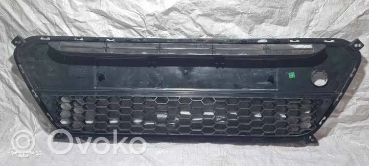 KIA Picanto Front bumper lower grill 3320