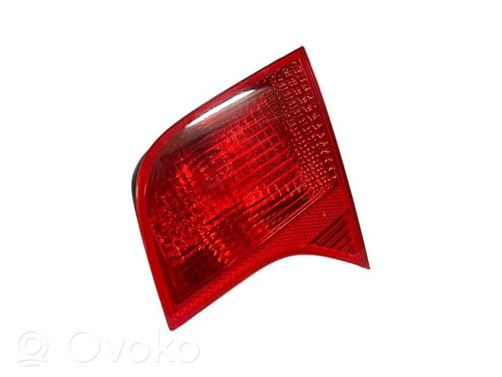 Audi A4 S4 B7 8E 8H Luci posteriori del portellone del bagagliaio 8E5945094A