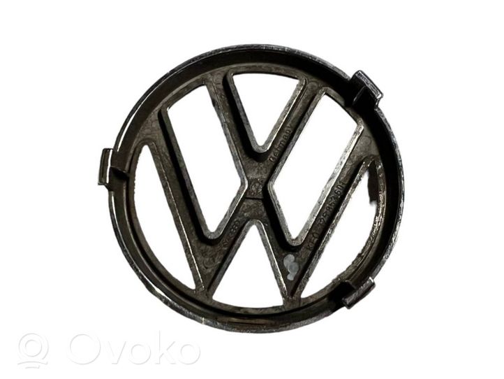 Volkswagen PASSAT B2 Emblemat / Znaczek 325853601