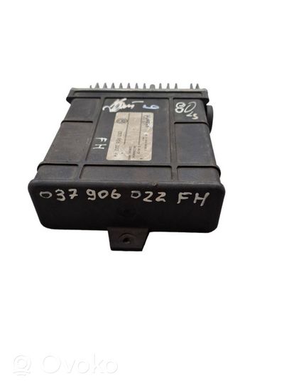 Volkswagen PASSAT B4 Calculateur moteur ECU 037906022FH