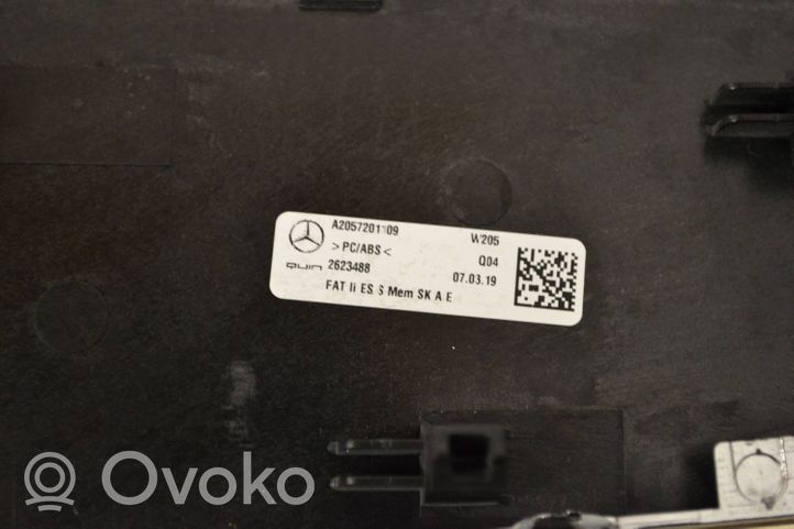 Mercedes-Benz C AMG W205 Oviverhoilusarja a2057201109