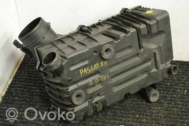 Volkswagen PASSAT B8 Obudowa filtra powietrza 3Q0129607D 