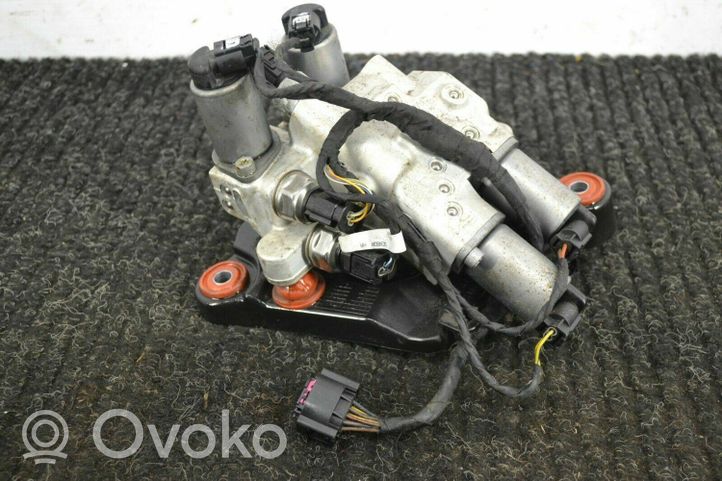 BMW 5 F10 F11 Air suspension compressor 6775258