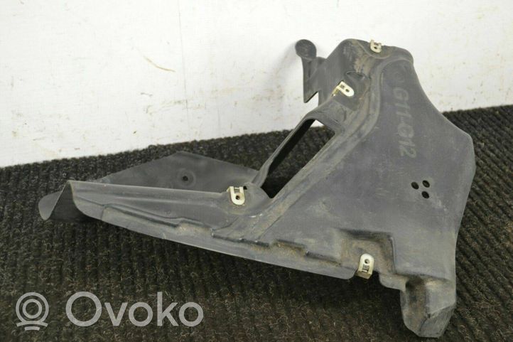 BMW 7 G11 G12 Bamperio dugno apsauga 7340179