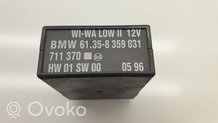 BMW 5 E34 Moduł / Przekaźnik wycieraczek 8359031