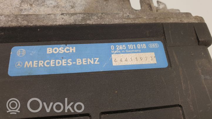 Mercedes-Benz E W124 Sterownik / moduł ABS 0265101018