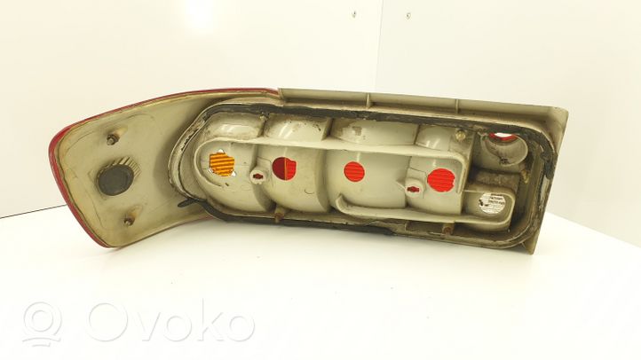 Audi 80 90 B3 Lampa tylna 29610204