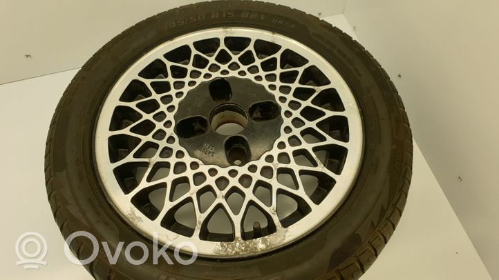 Opel Kadett E Cerchioni in lega R15 N6015438