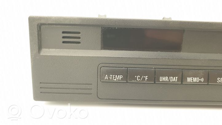 BMW 3 E36 Monitori/näyttö/pieni näyttö 8363579