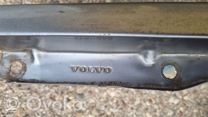 Volvo 740 Błotnik przedni 