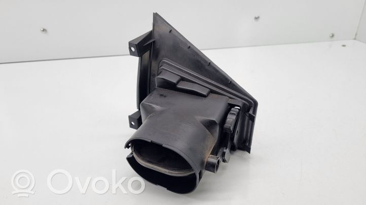 BMW 5 E28 Copertura griglia di ventilazione laterale cruscotto 1367567