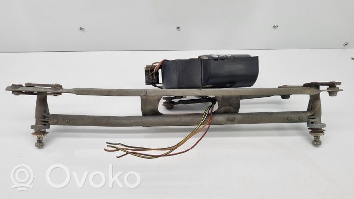 BMW 5 E28 Front wiper linkage and motor 0390241093