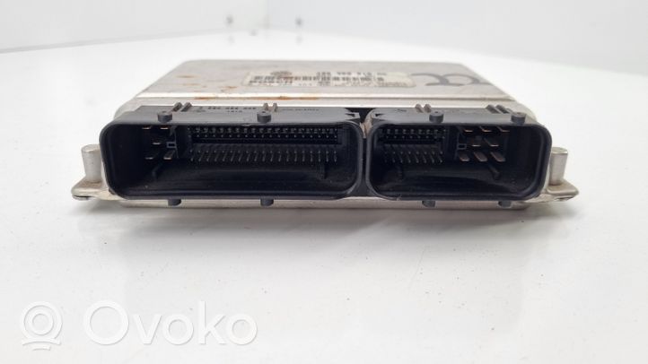 Volkswagen PASSAT B5.5 Sterownik / Moduł ECU 4B0906018AG