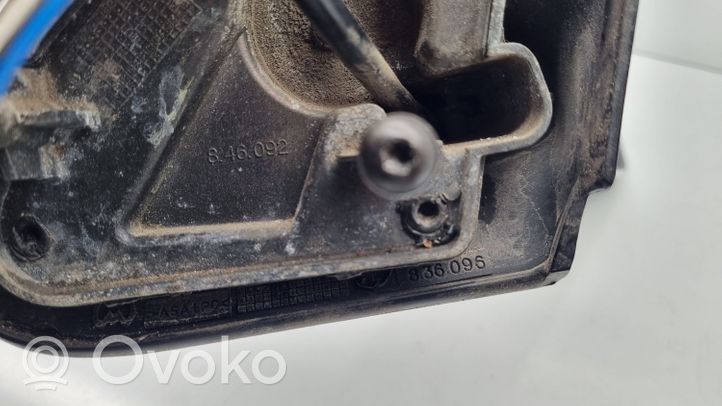 Volkswagen Caddy Etuoven sähköinen sivupeili 836096