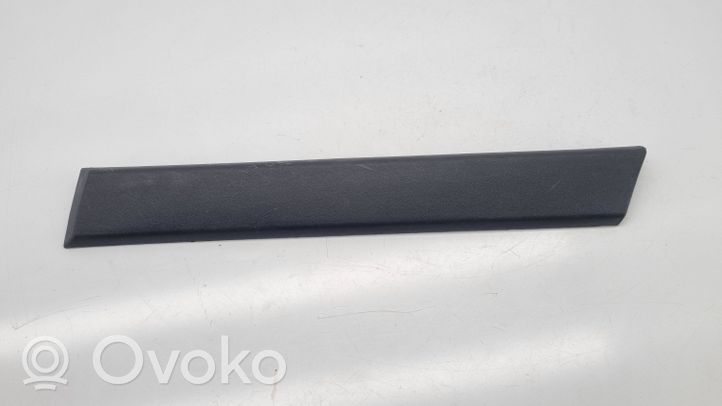 Volkswagen Golf II Listwa tylnego błotnika 191853535F