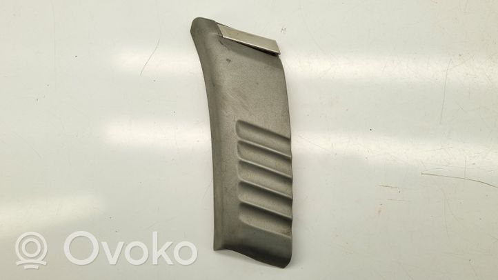 Mercedes-Benz S W126 Listwa tylnego błotnika 1266900840