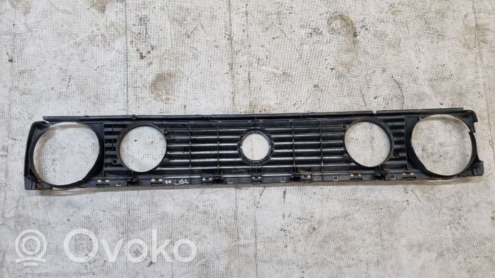 Volkswagen Golf II Front bumper upper radiator grill 191853653B