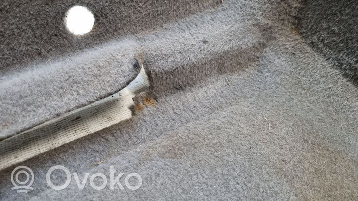 Volkswagen Jetta II Rear floor carpet liner 