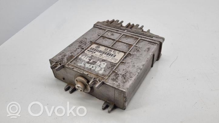 Volkswagen PASSAT B4 Calculateur moteur ECU 028906021FC