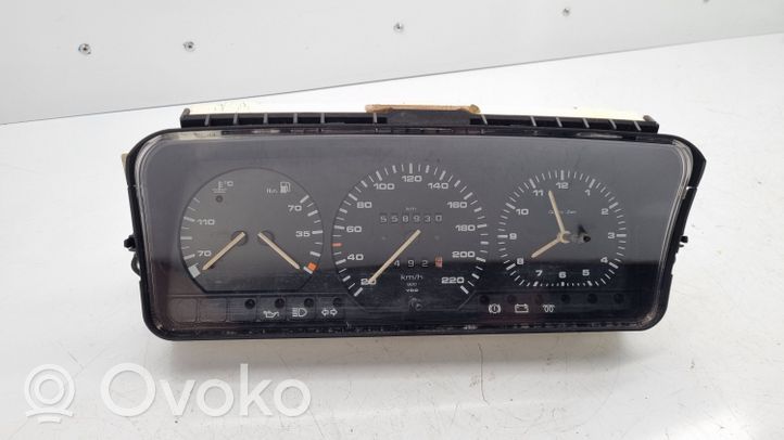 Volkswagen PASSAT B3 Speedometer (instrument cluster) 357919033AC