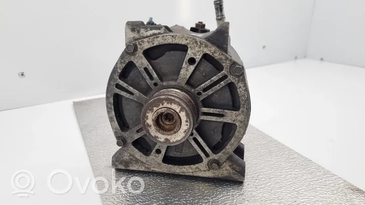 Mercedes-Benz Vaneo W414 Alternator 2548702