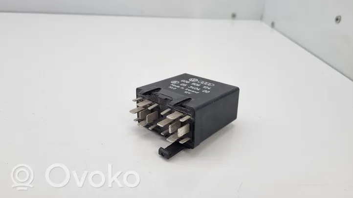 Volkswagen Golf III Other relay 443959257