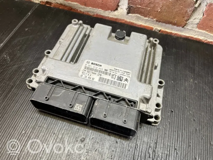 Citroen C4 SpaceTourer Unité de commande, module ECU de moteur 9813045480