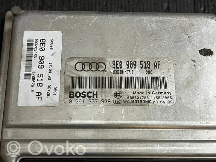 Audi A4 S4 B6 8E 8H Sterownik / Moduł ECU 8E0909518AF