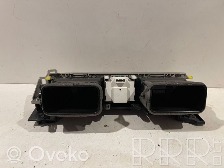 Lexus IS III XE30 Centrālais gaisa ventilācijas režģis 5567053160