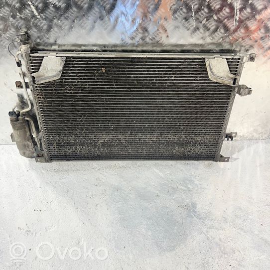 Volvo V70 Jäähdyttimen lauhdutin (A/C) 30676414