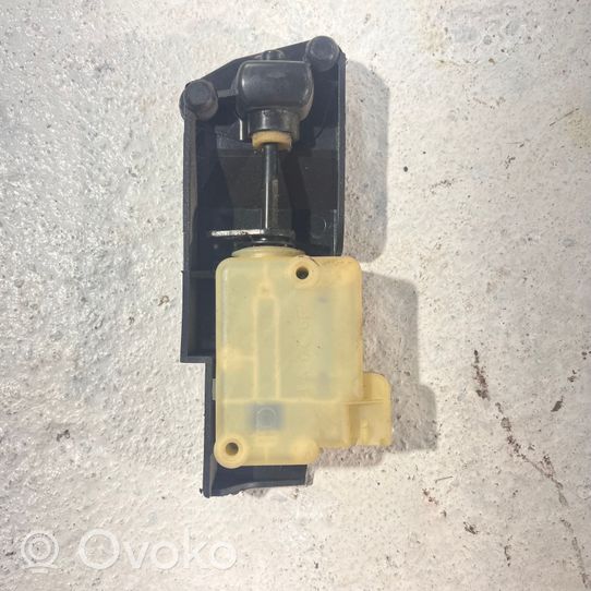 Volvo V70 Centrinio užrakto varikliukas 30716837