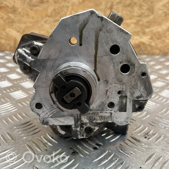 Volvo S80 Fuel injection high pressure pump 8689590