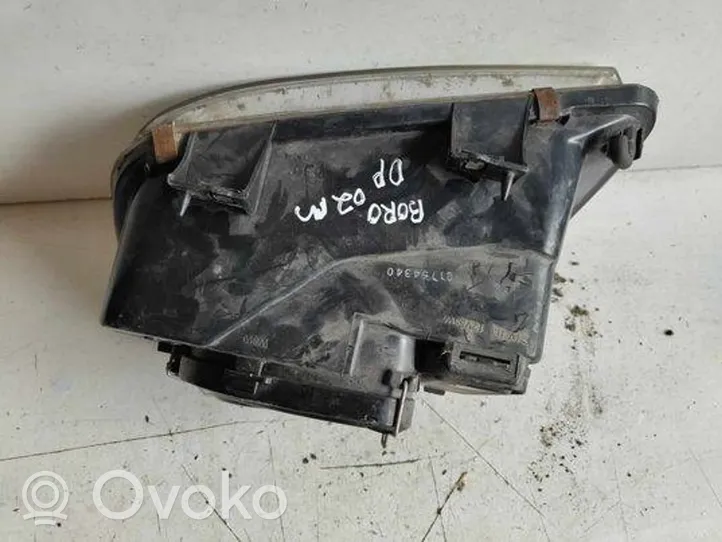 Volkswagen Bora Lampa przednia 083411106R