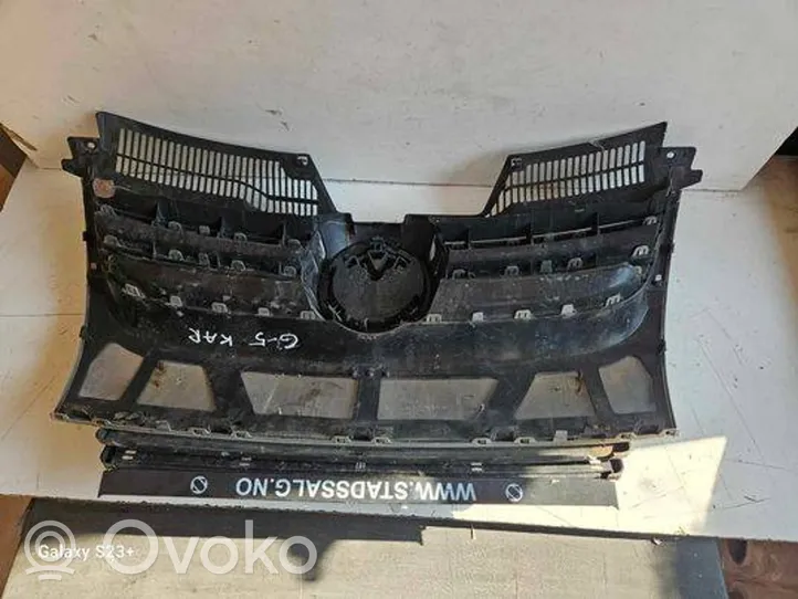 Volkswagen Golf V Atrapa chłodnicy / Grill 1K5853653