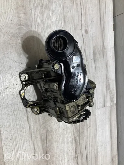 BMW X2 F39 Oil pump 8579944