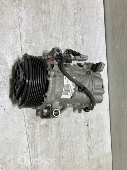 Renault Clio V Ilmastointilaitteen kompressorin pumppu (A/C) 926002888R