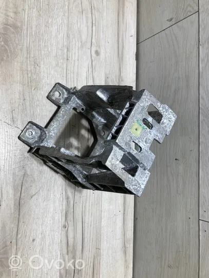 BMW X2 F39 Radiator mount bracket 1262312